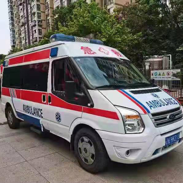 坡头镇长途救护车护送病人返乡